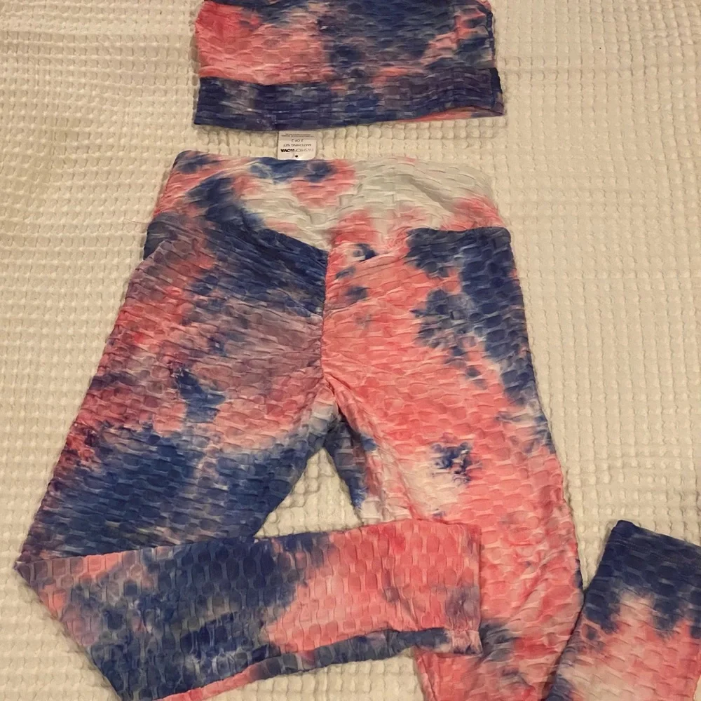 Brand new sexy 2 piece outfit for woman from Fashion Nova 🤩 - Picture 2 of 4